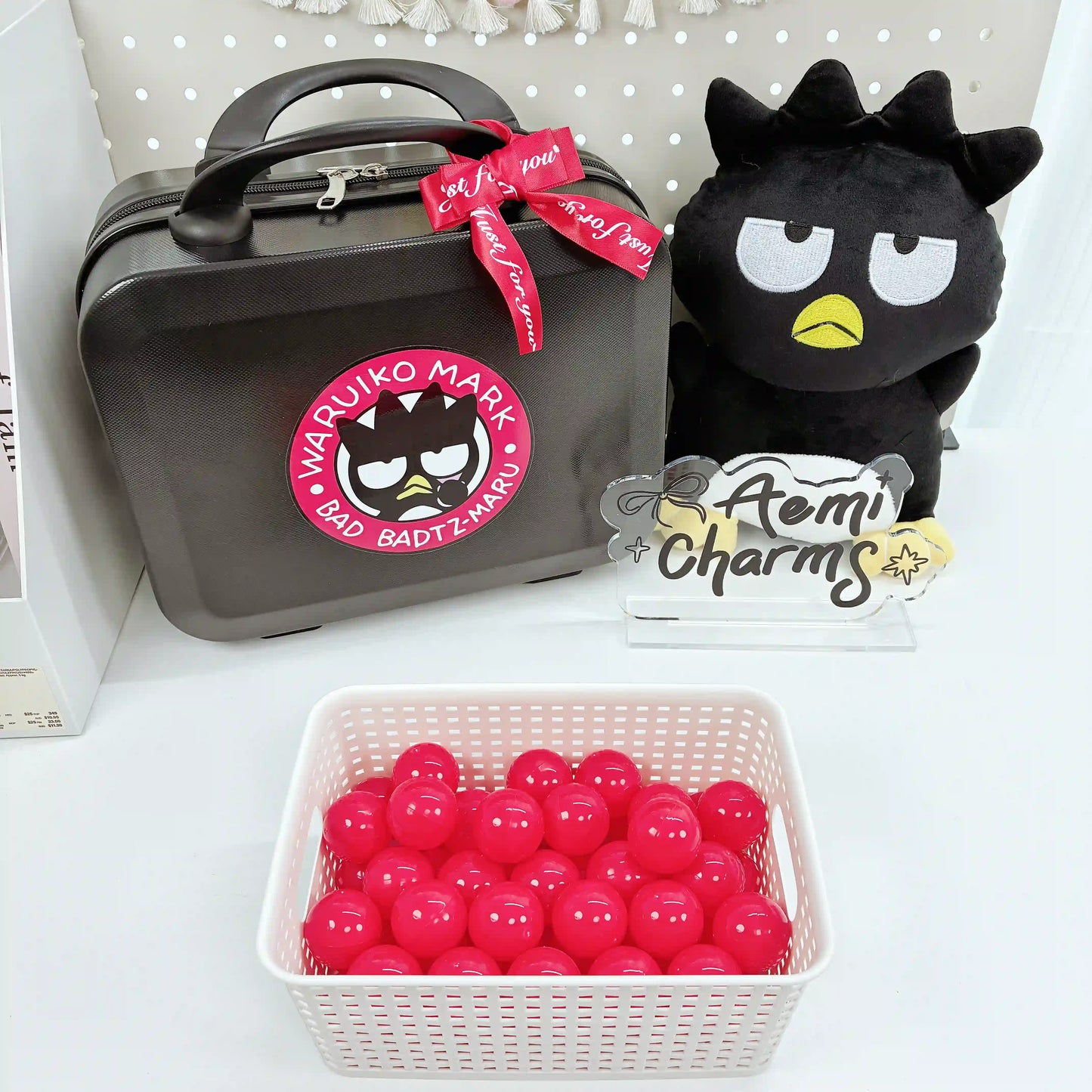 BM 14-Inch Suitcase Mystery Gift Box